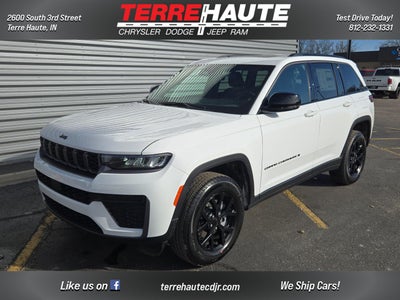 2026 Jeep Grand Cherokee Laredo Altitude