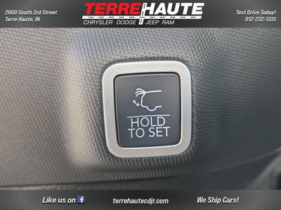 2026 Jeep Grand Cherokee Laredo Altitude