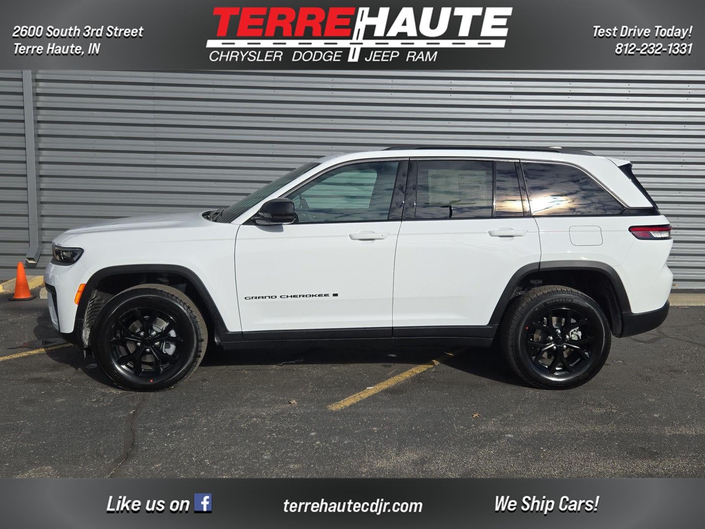 2026 Jeep Grand Cherokee Laredo Altitude