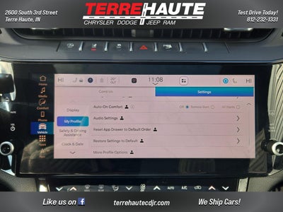 2026 Jeep Grand Cherokee Laredo Altitude