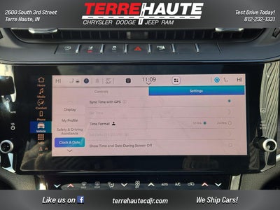 2026 Jeep Grand Cherokee Laredo Altitude