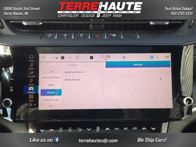 2026 Jeep Grand Cherokee Laredo Altitude