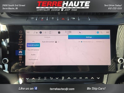 2026 Jeep Grand Cherokee Laredo Altitude