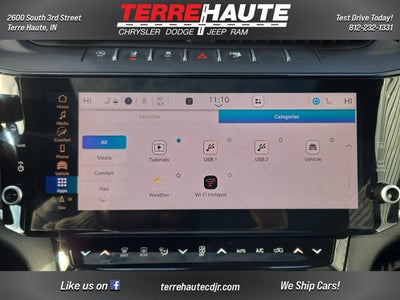 2026 Jeep Grand Cherokee Laredo Altitude