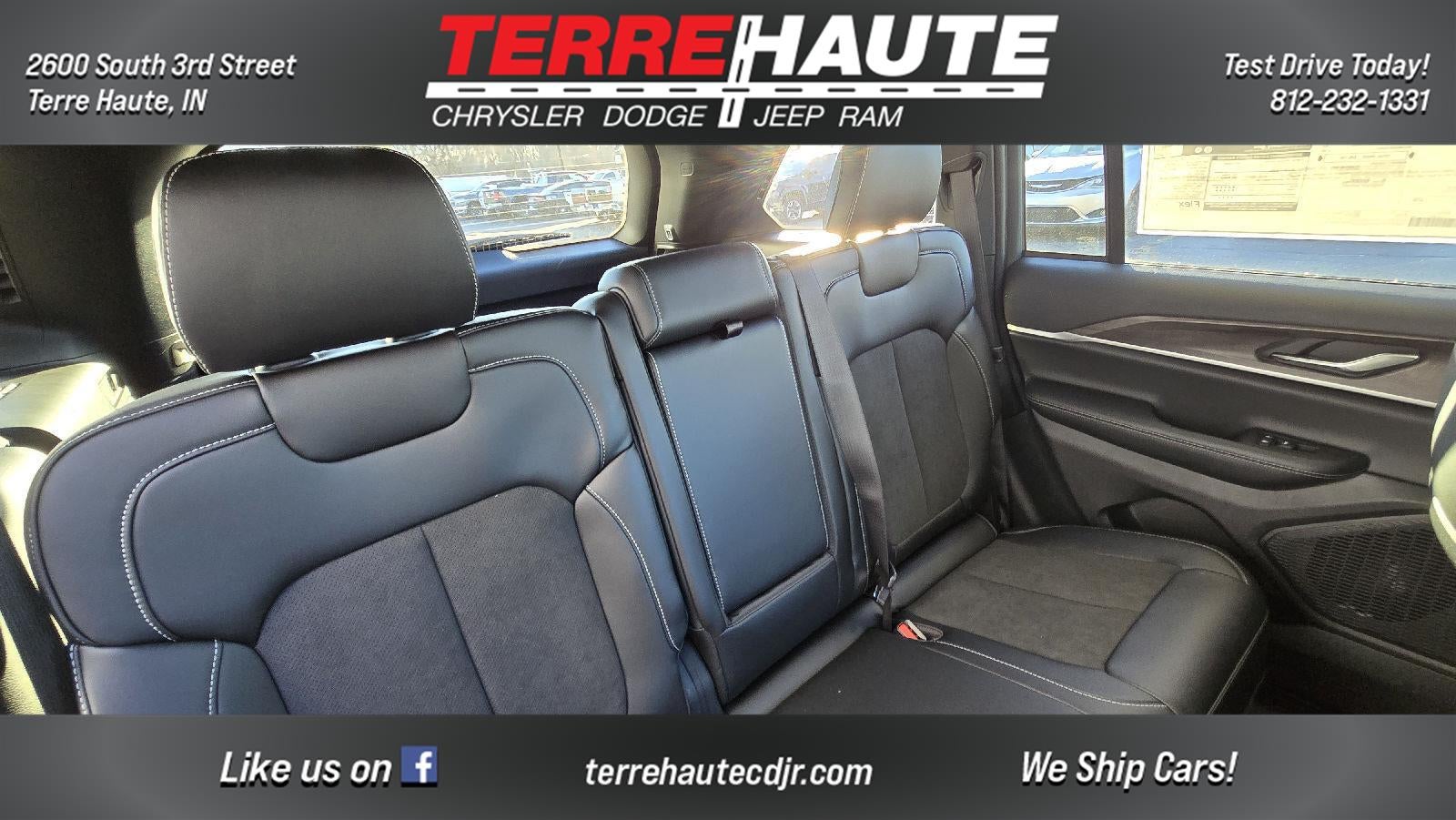 2026 Jeep Grand Cherokee Laredo Altitude