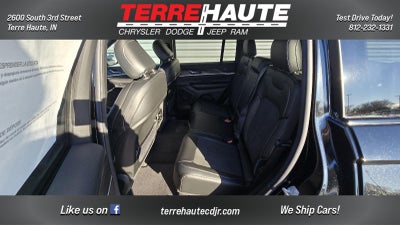 2026 Jeep Grand Cherokee Laredo Altitude