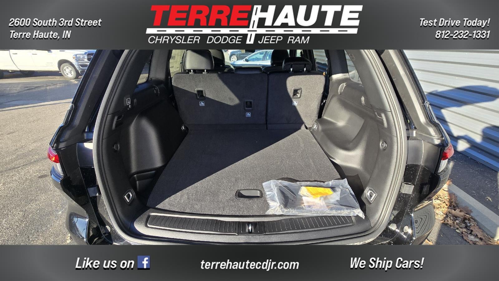 2026 Jeep Grand Cherokee Laredo Altitude