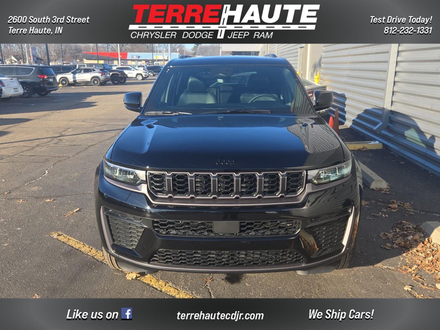 2026 Jeep Grand Cherokee Laredo Altitude