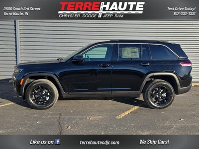 2026 Jeep Grand Cherokee Laredo Altitude