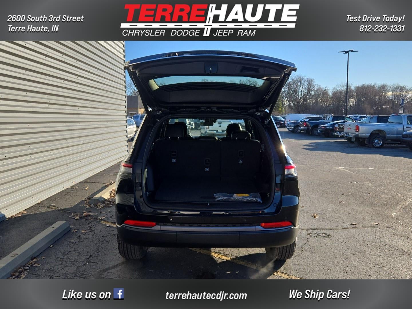 2026 Jeep Grand Cherokee Laredo Altitude