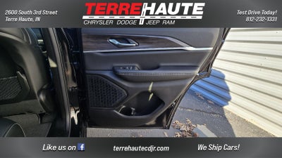 2026 Jeep Grand Cherokee Laredo Altitude