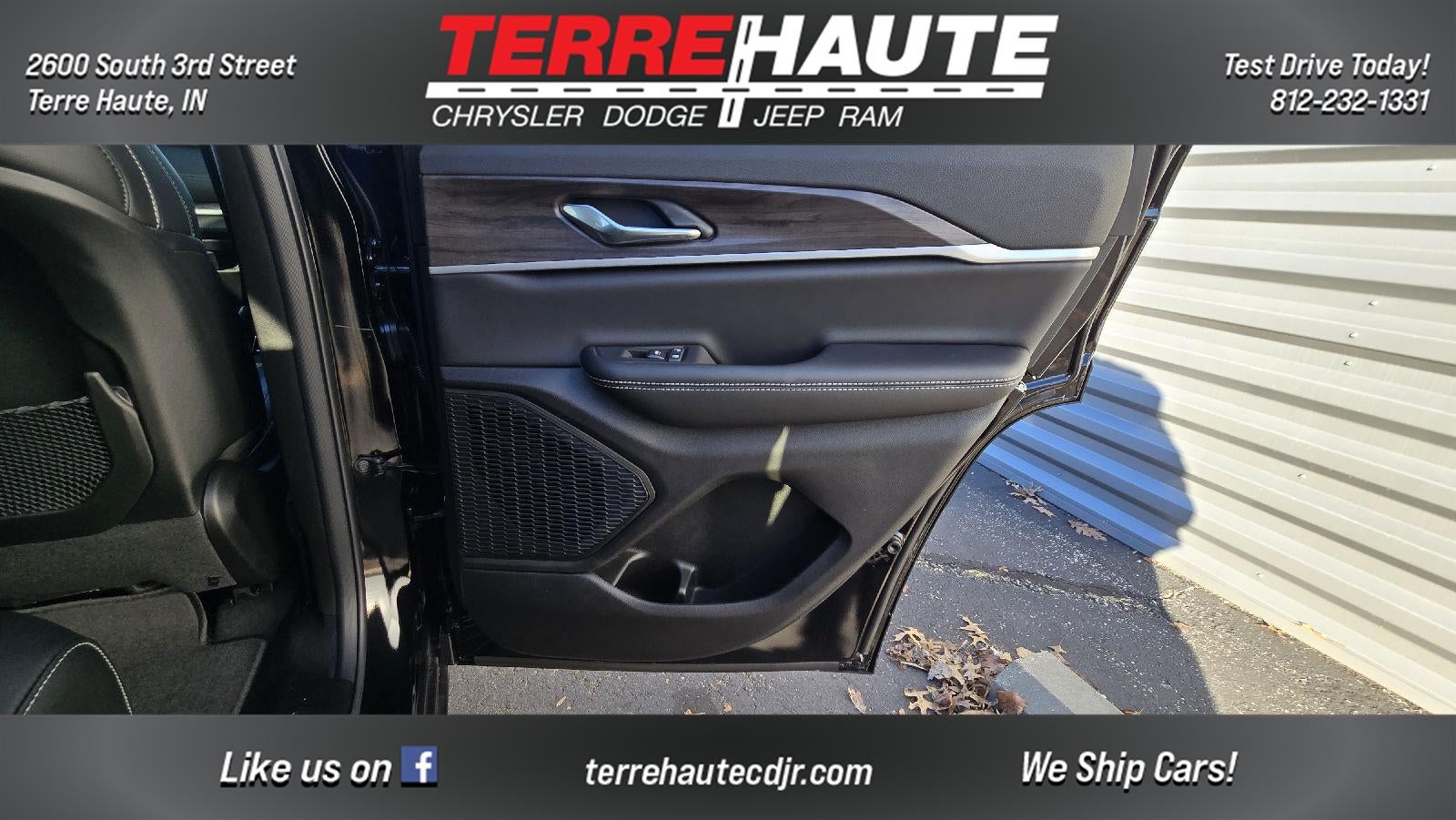 2026 Jeep Grand Cherokee Laredo Altitude