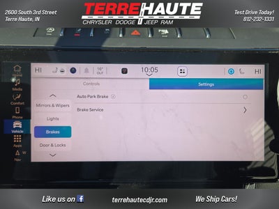 2026 Jeep Grand Cherokee Laredo Altitude