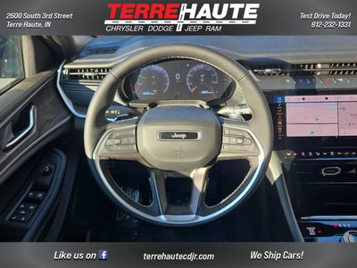 2026 Jeep Grand Cherokee Laredo Altitude