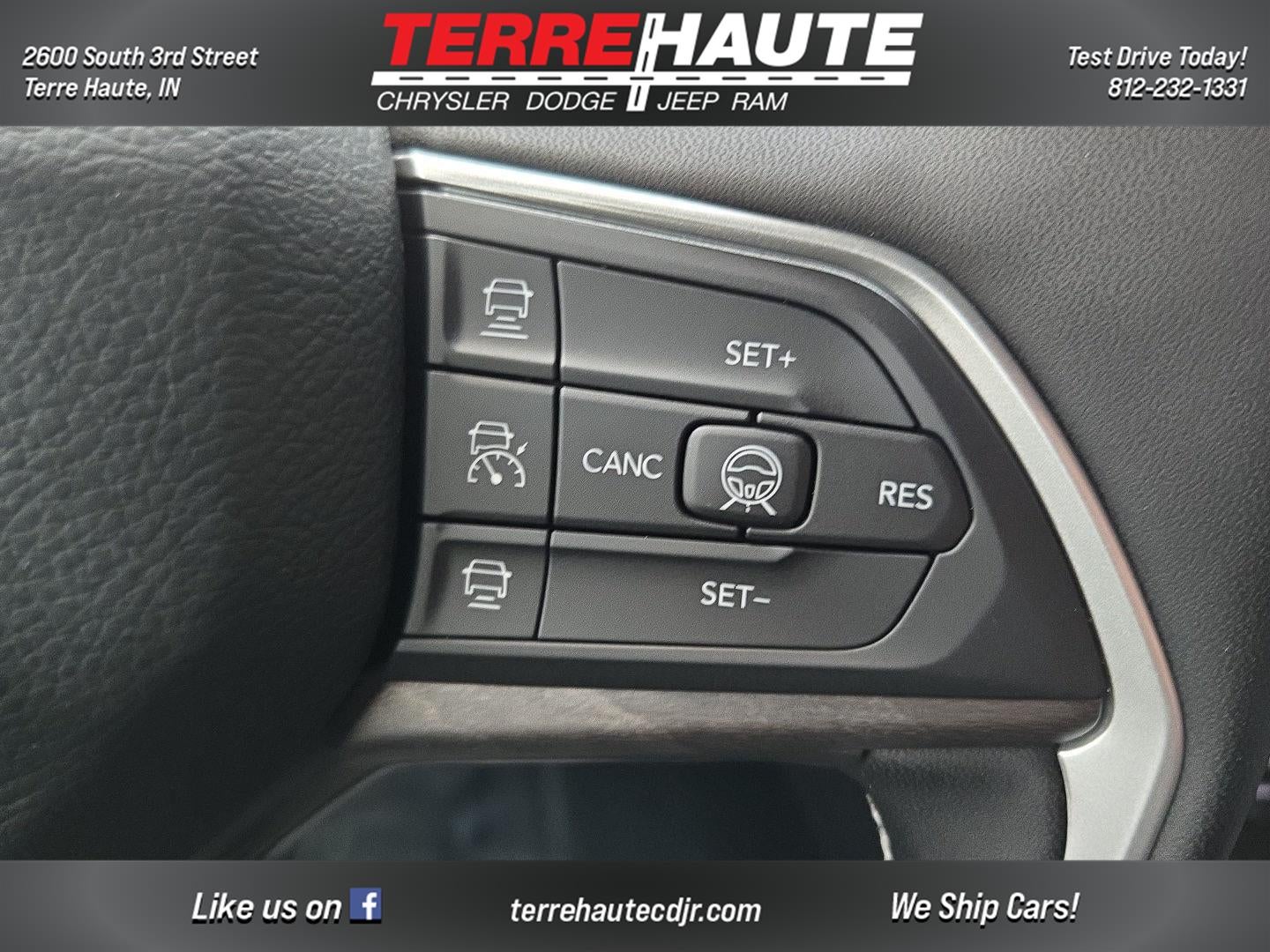 2026 Jeep Grand Cherokee Laredo Altitude