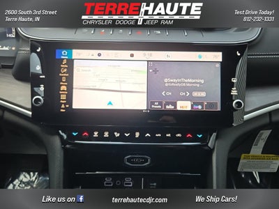 2026 Jeep Grand Cherokee Laredo Altitude