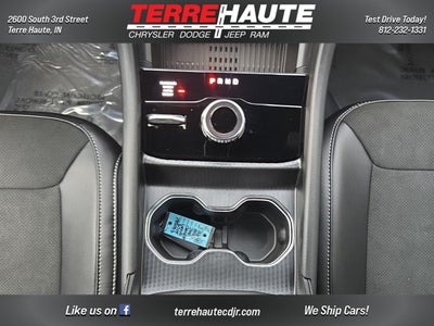 2026 Jeep Grand Cherokee Laredo Altitude