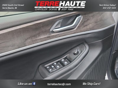 2026 Jeep Grand Cherokee Laredo Altitude