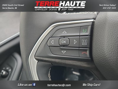 2026 Jeep Grand Cherokee Laredo Altitude