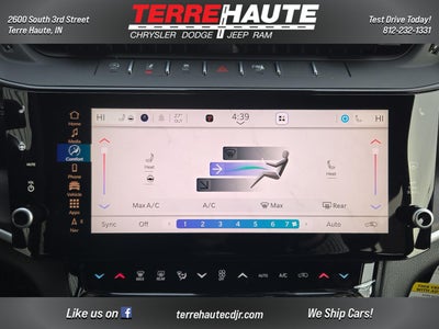 2026 Jeep Grand Cherokee Laredo Altitude