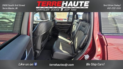 2026 Jeep Grand Cherokee Laredo Altitude