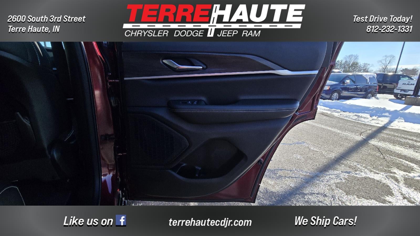 2026 Jeep Grand Cherokee Laredo Altitude