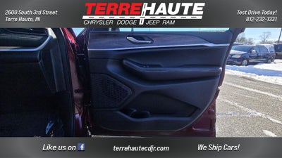 2026 Jeep Grand Cherokee Laredo Altitude