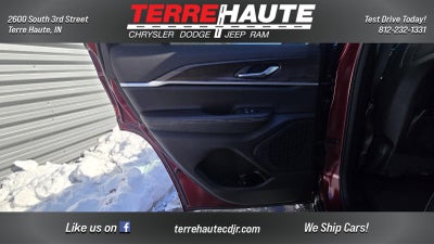 2026 Jeep Grand Cherokee Laredo Altitude