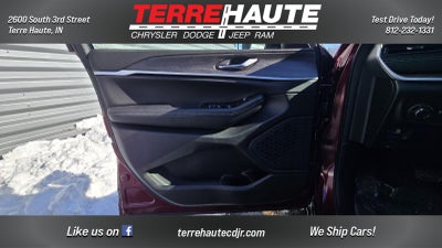 2026 Jeep Grand Cherokee Laredo Altitude