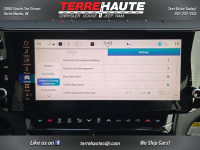 2026 Jeep Grand Cherokee Laredo Altitude