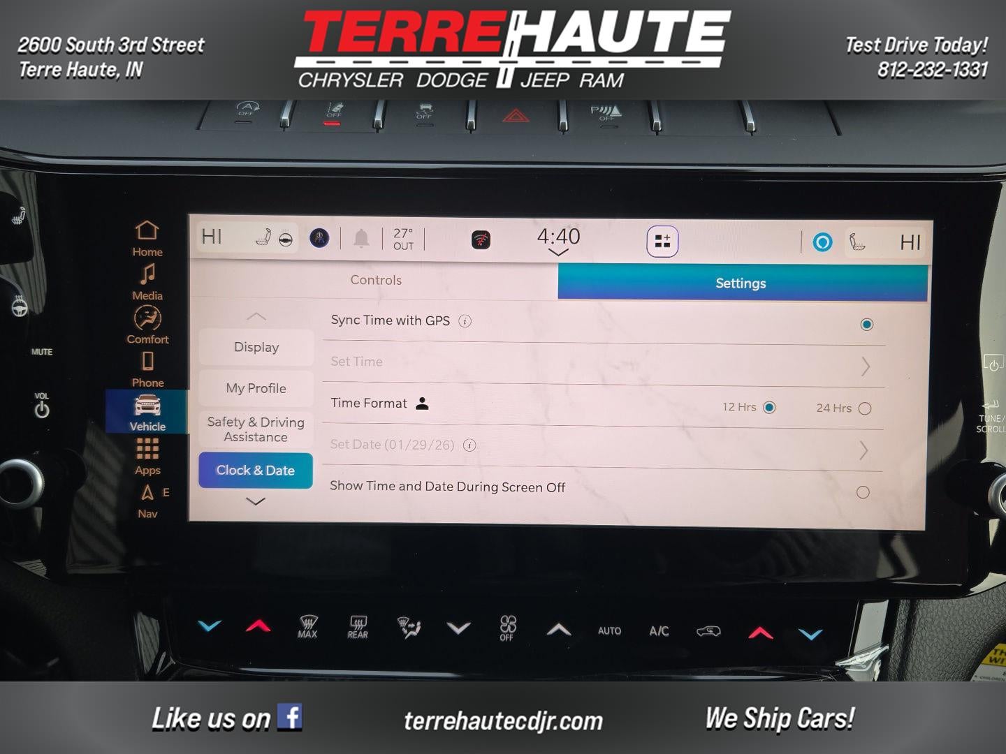 2026 Jeep Grand Cherokee Laredo Altitude