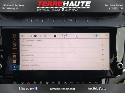 2026 Jeep Grand Cherokee Laredo Altitude