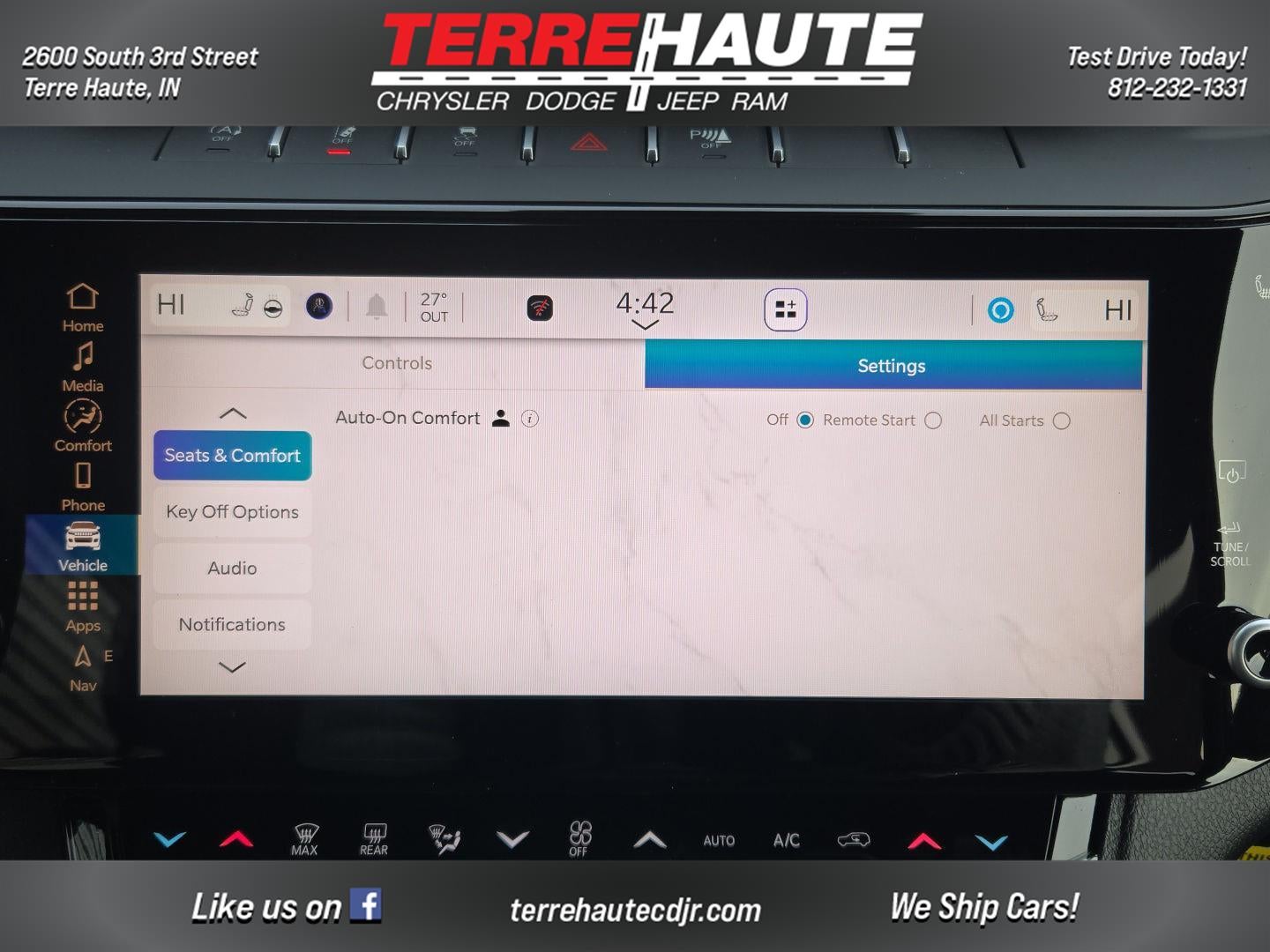 2026 Jeep Grand Cherokee Laredo Altitude