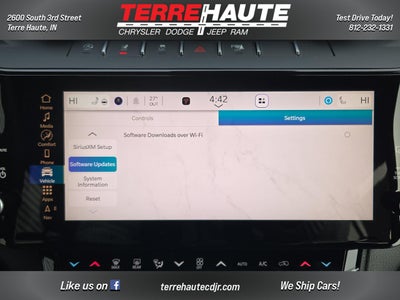 2026 Jeep Grand Cherokee Laredo Altitude