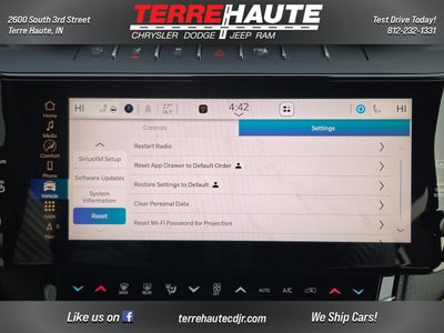 2026 Jeep Grand Cherokee Laredo Altitude