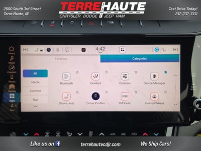 2026 Jeep Grand Cherokee Laredo Altitude