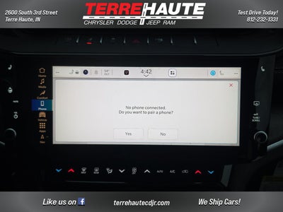 2026 Jeep Grand Cherokee Laredo Altitude