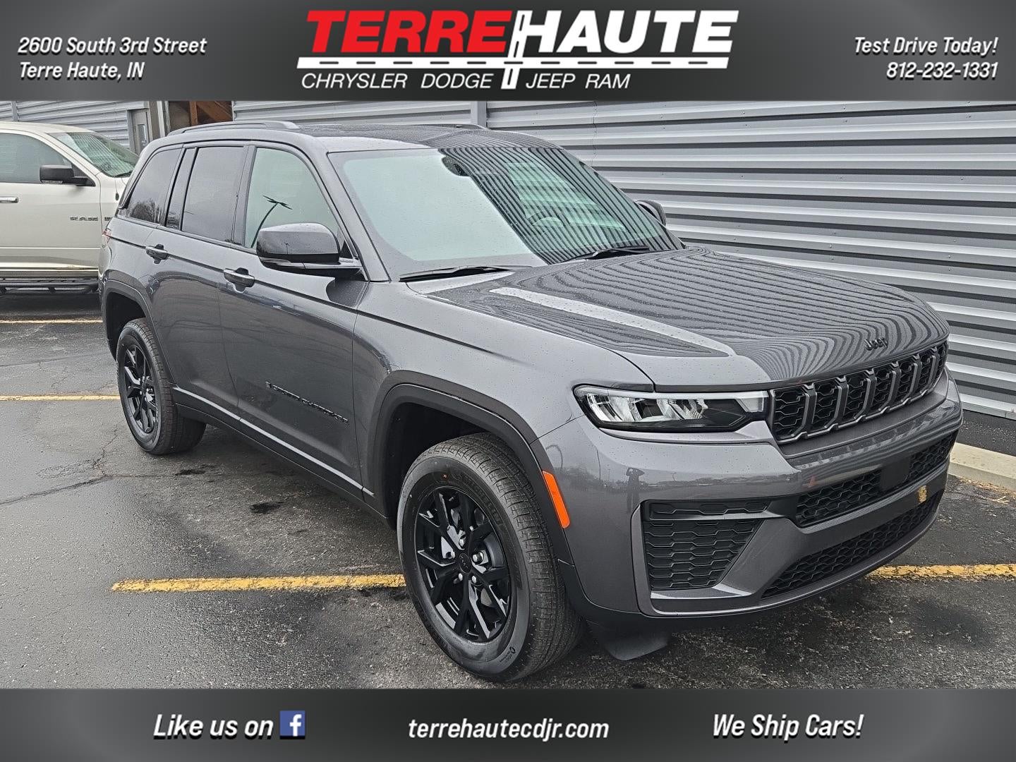 2026 Jeep Grand Cherokee Laredo Altitude