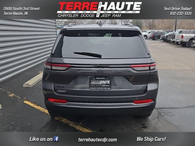 2026 Jeep Grand Cherokee Laredo Altitude