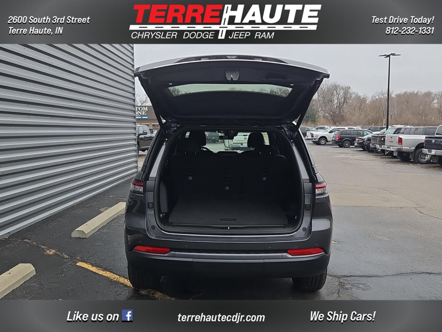 2026 Jeep Grand Cherokee Laredo Altitude