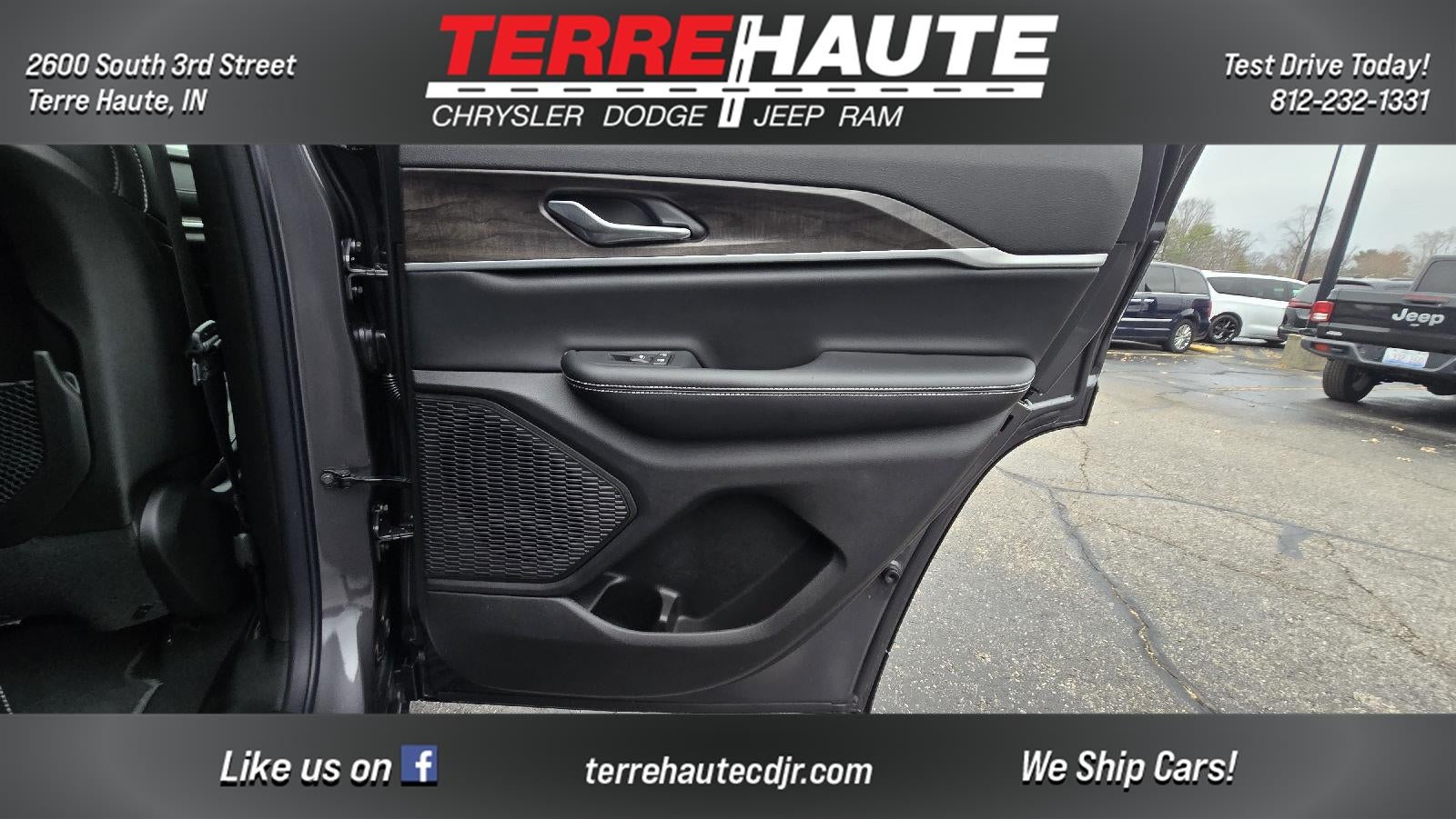 2026 Jeep Grand Cherokee Laredo Altitude