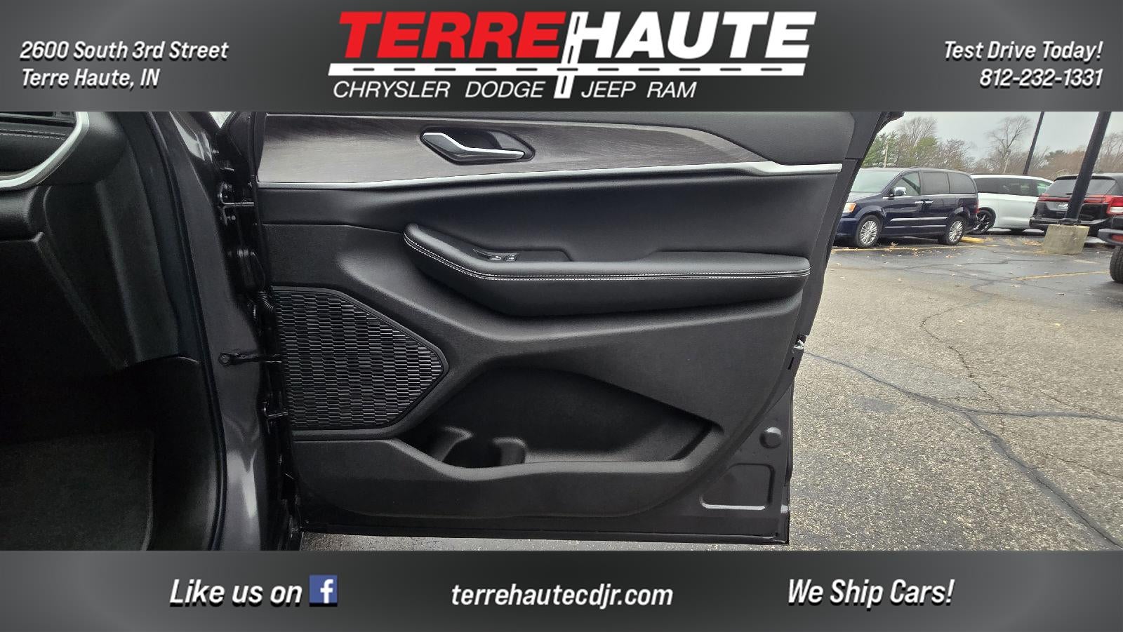 2026 Jeep Grand Cherokee Laredo Altitude