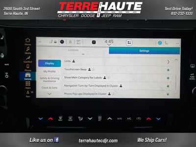 2026 Jeep Grand Cherokee Laredo Altitude