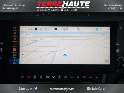 2026 Jeep Grand Cherokee Laredo Altitude