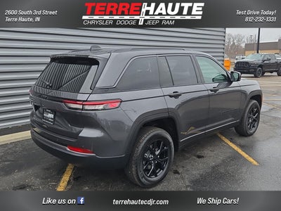 2026 Jeep Grand Cherokee Laredo Altitude