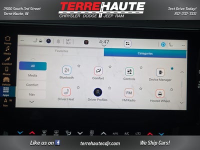 2026 Jeep Grand Cherokee Laredo Altitude