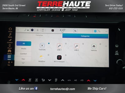 2026 Jeep Grand Cherokee Laredo Altitude