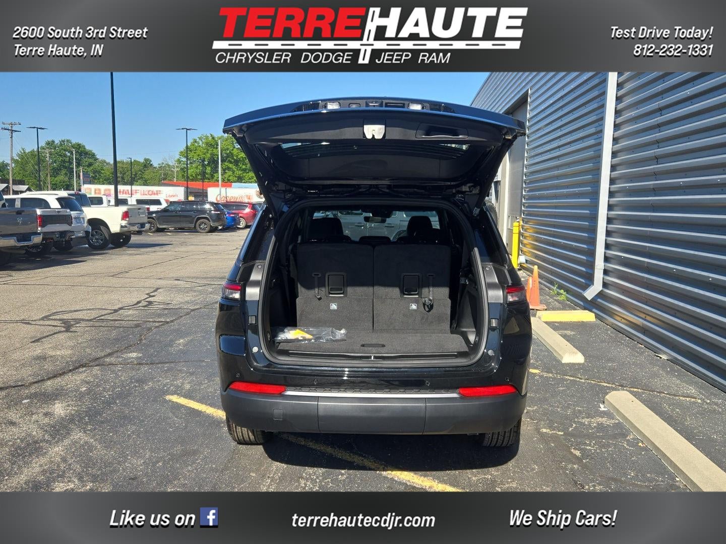 2026 Jeep Grand Cherokee L Laredo Altitude