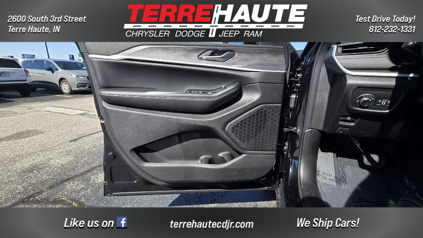 2026 Jeep Grand Cherokee L Laredo Altitude