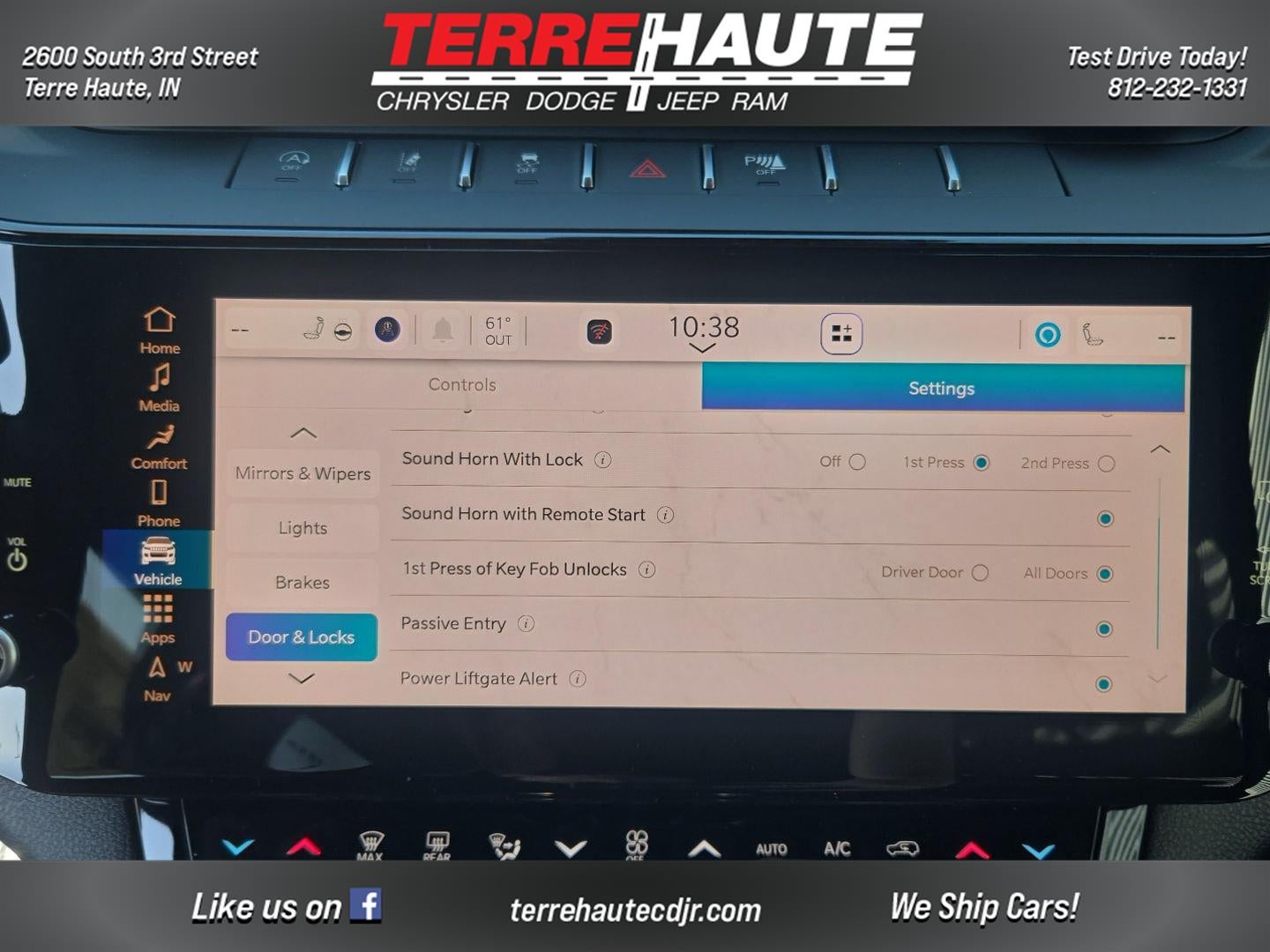 2026 Jeep Grand Cherokee L Laredo Altitude